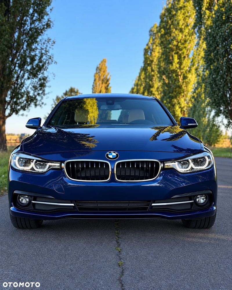 BMW Seria 3 330i Luxury Line sport - 4