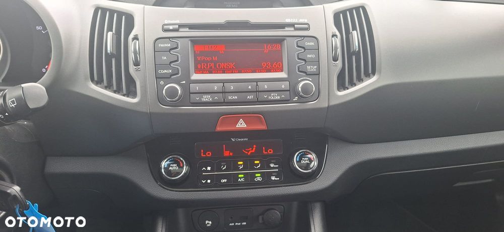 Kia Sportage 2.0 CVVT 2WD Attract - 17