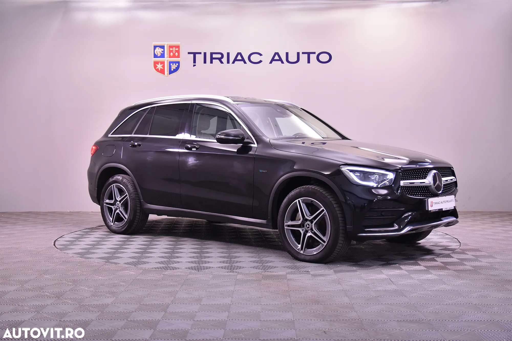 Mercedes-Benz GLC - 7