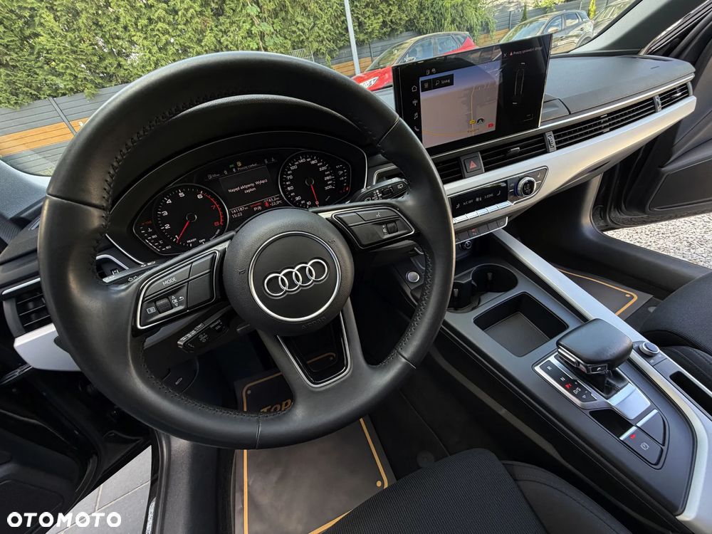 Audi A4 Avant 40 TFSI S tronic - 31