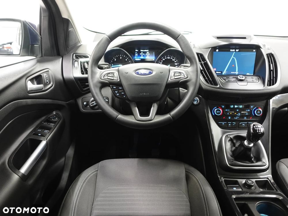 Ford Kuga - 31