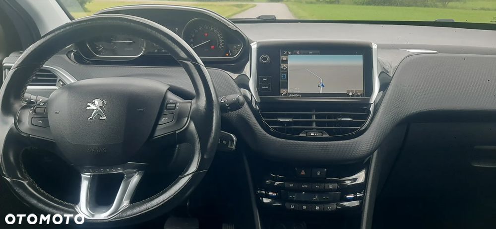 Peugeot 2008 - 13