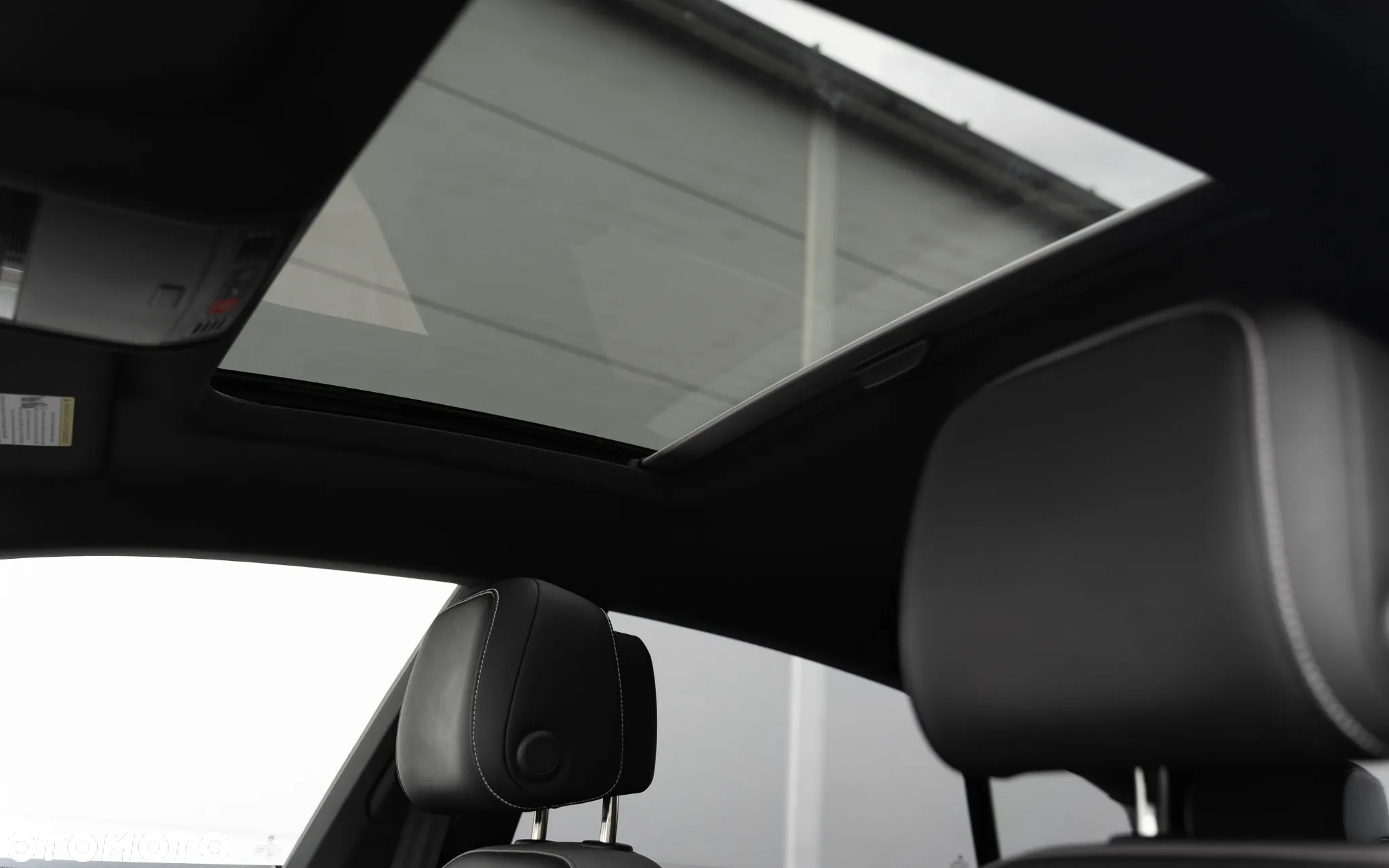 Volkswagen Arteon 2.0 TSI 4Motion R DSG - 15