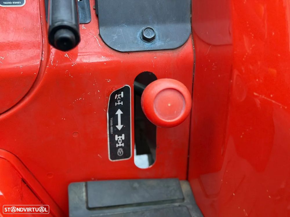 Kubota L4240 4RM - 15