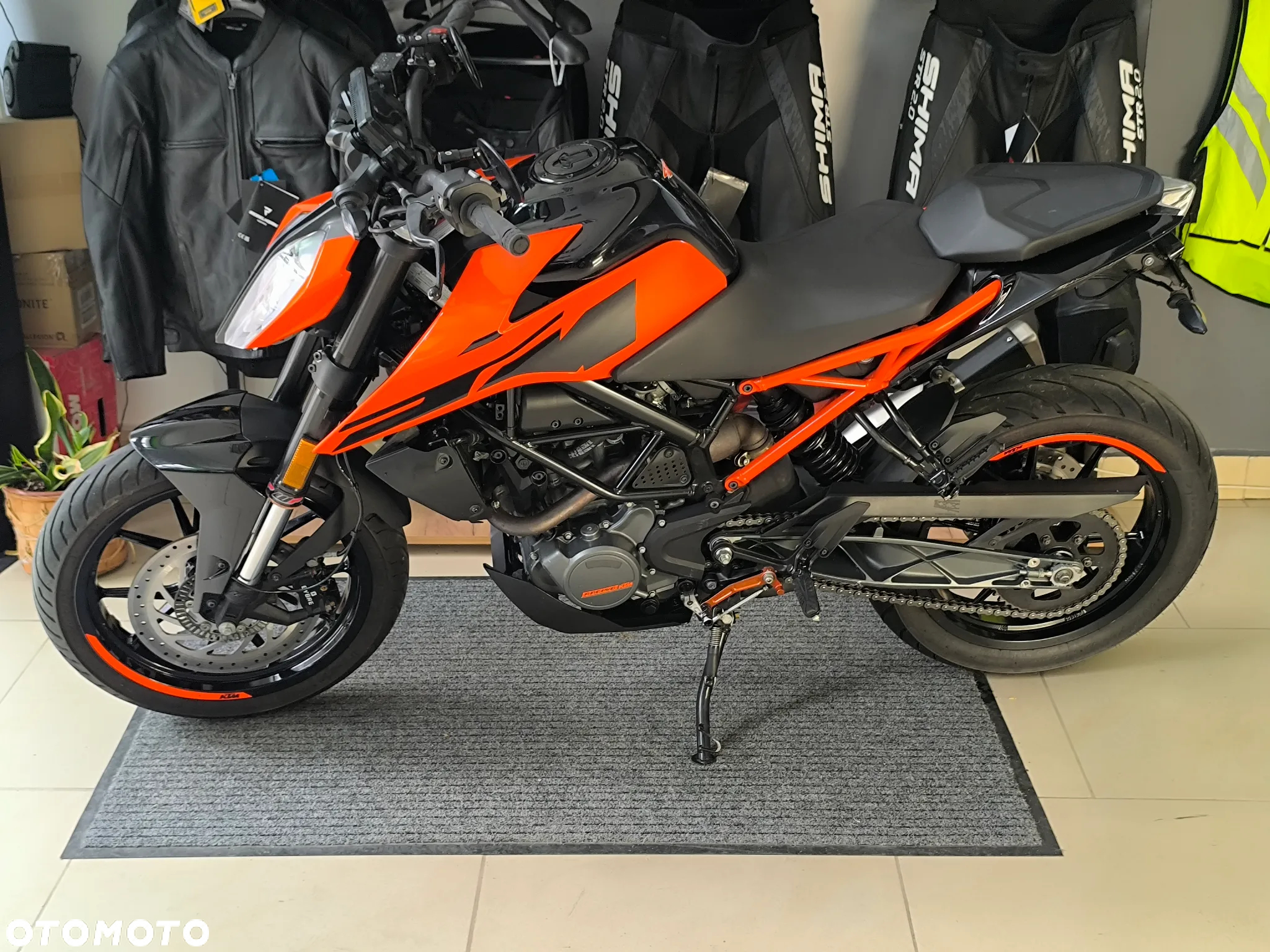 KTM Duke - 3
