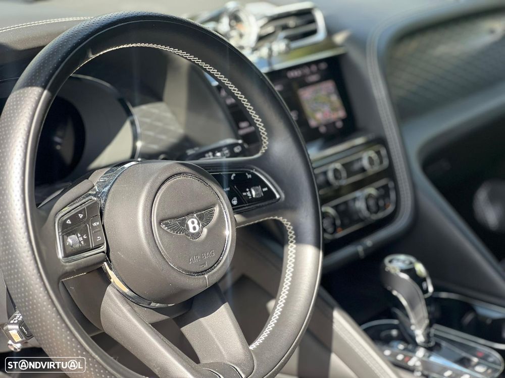 Bentley Bentayga - 12