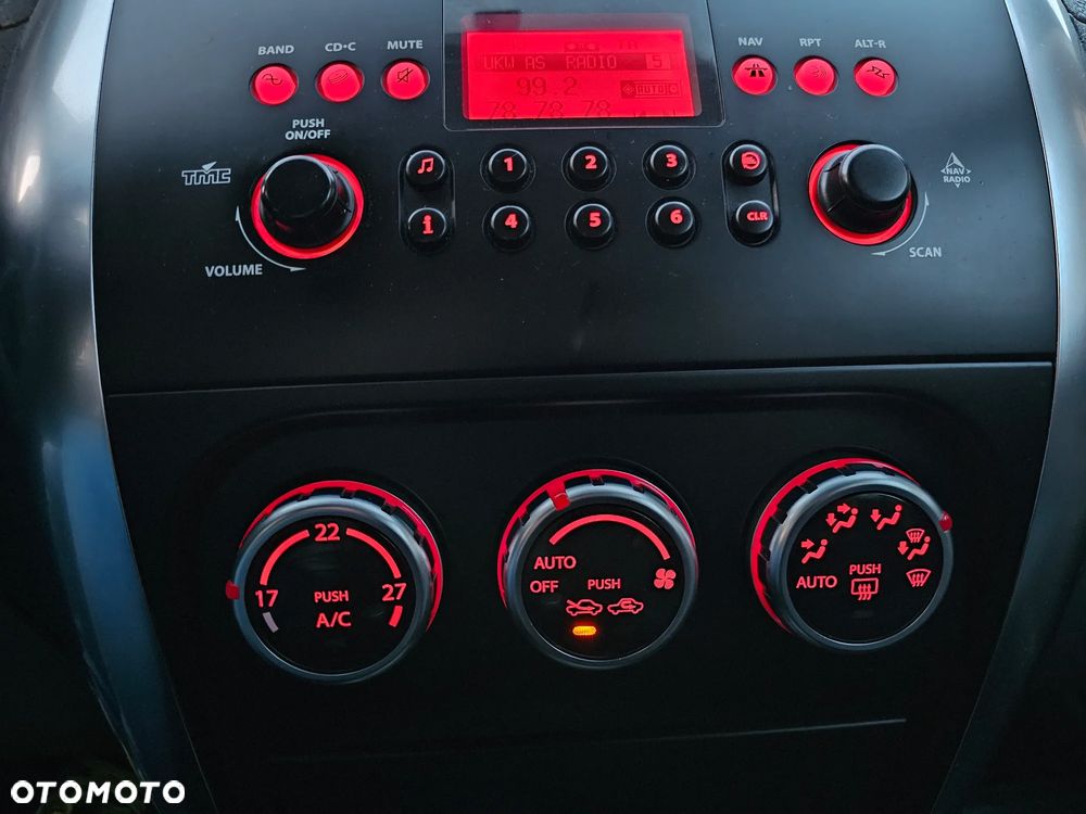 Suzuki SX4 1.6 Premium Outdoor - 32