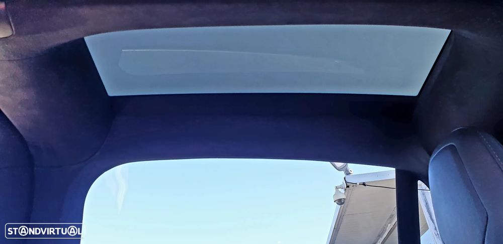 Tesla Model X Long Range - 37