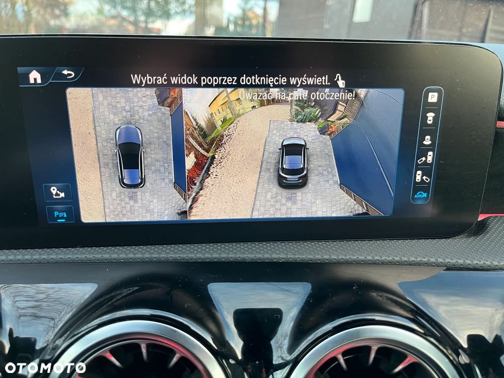 Mercedes-Benz Klasa A 250 4-Matic AMG Line 8G-DCT - 24