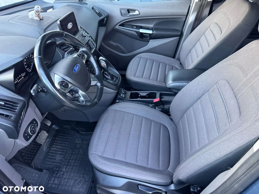 Ford Tourneo Connect Grand - 15