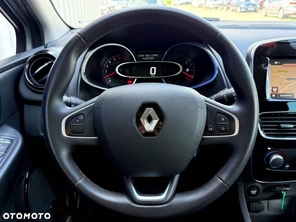 Renault Clio - 12