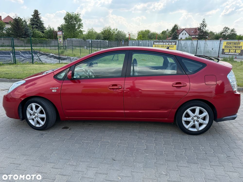 Toyota Prius 1.5 VVT-i Sol - 8