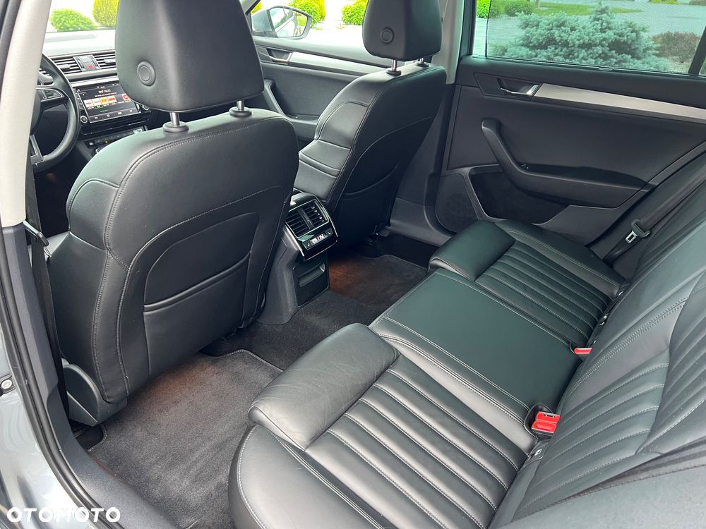 Skoda Superb 2.0 TDI Ambition - 22