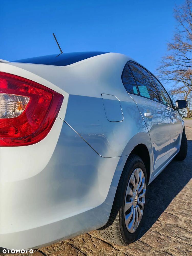 Skoda RAPID Spb 1.4 TSI Joy DSG - 7