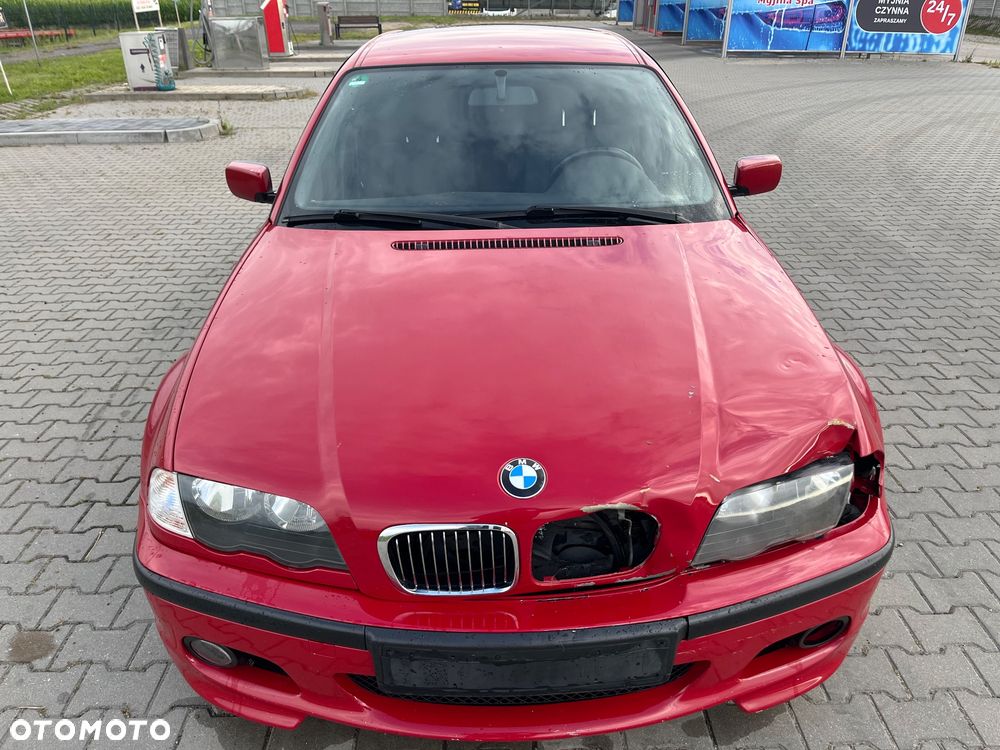 BMW Seria 3 330i - 10