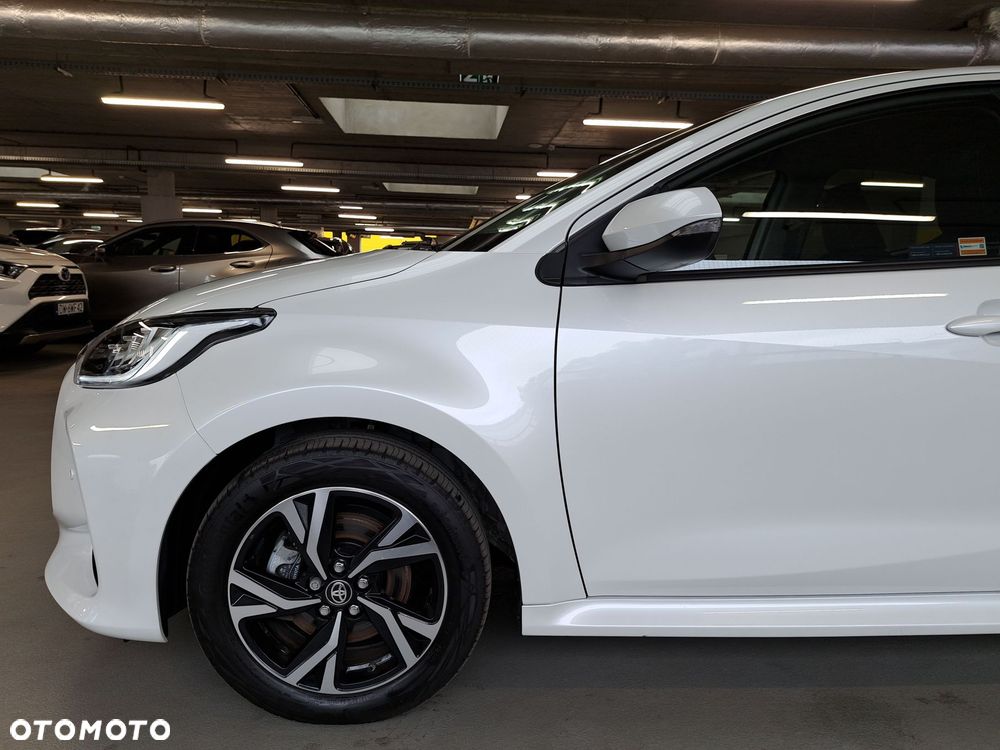 Toyota Yaris Hybrid 1.5 Style - 31