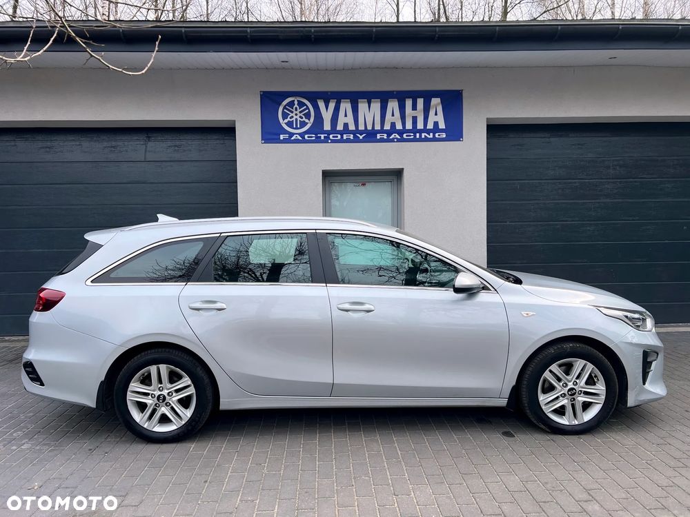 Kia Ceed 1.6 CRDi SCR M - 2