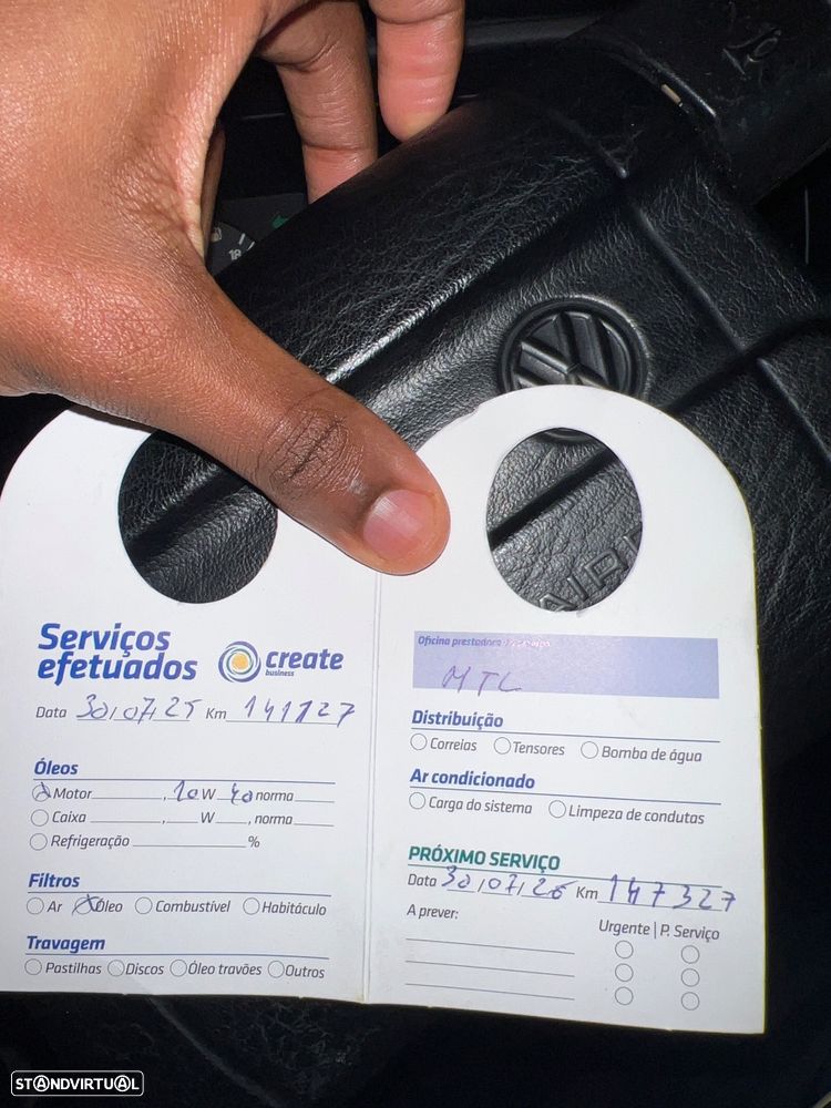 VW Passat 1.9 TDi Confortline - 11