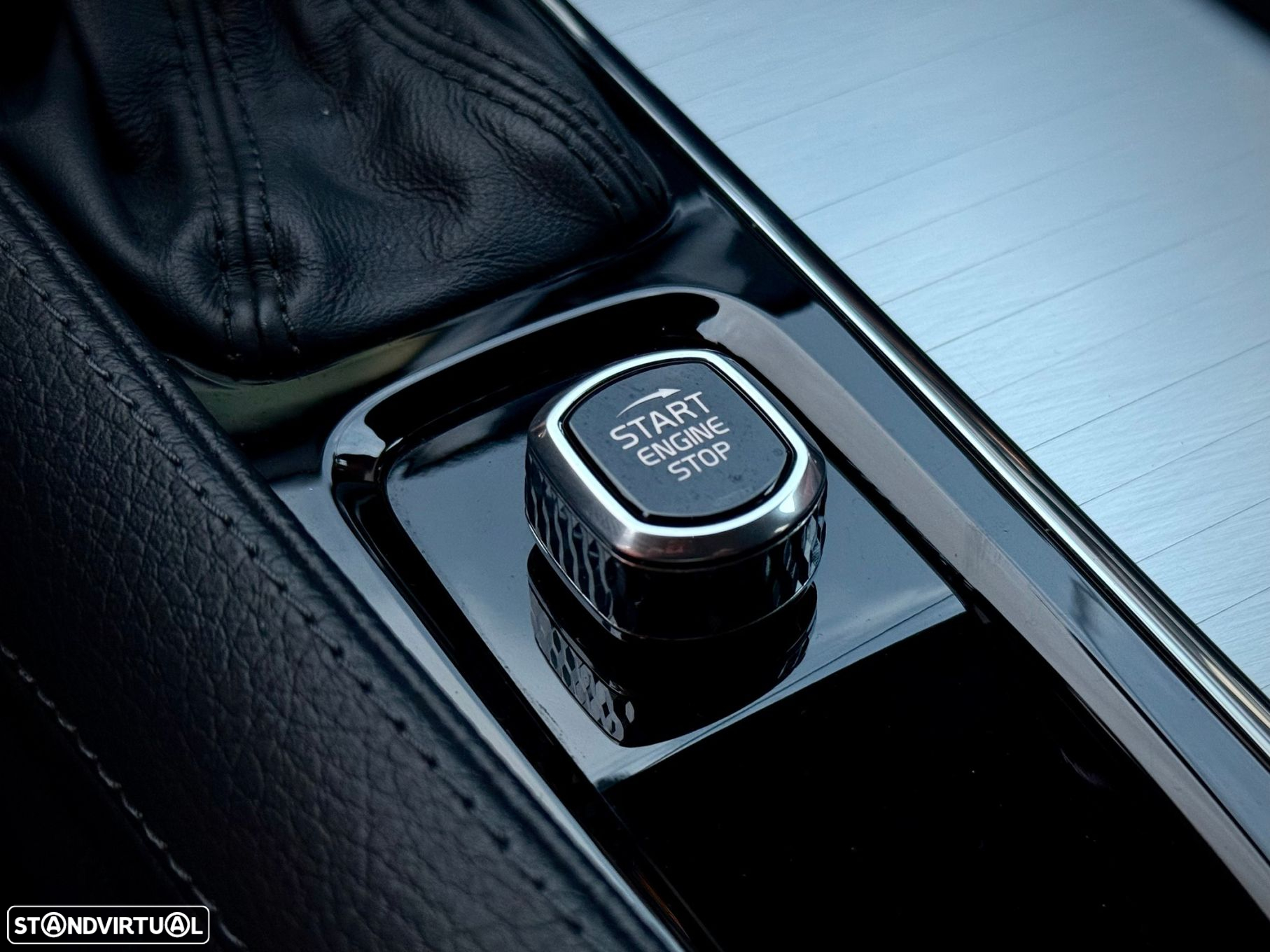 Volvo XC 90 2.0 D4 Momentum - 17