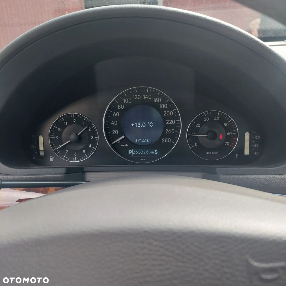 Mercedes-Benz Klasa E - 6