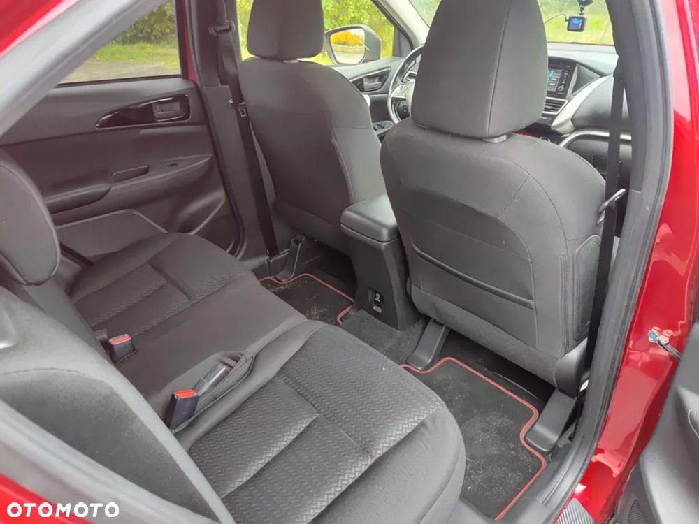 Mitsubishi Eclipse Cross 1.5 T GPF Inform - 14
