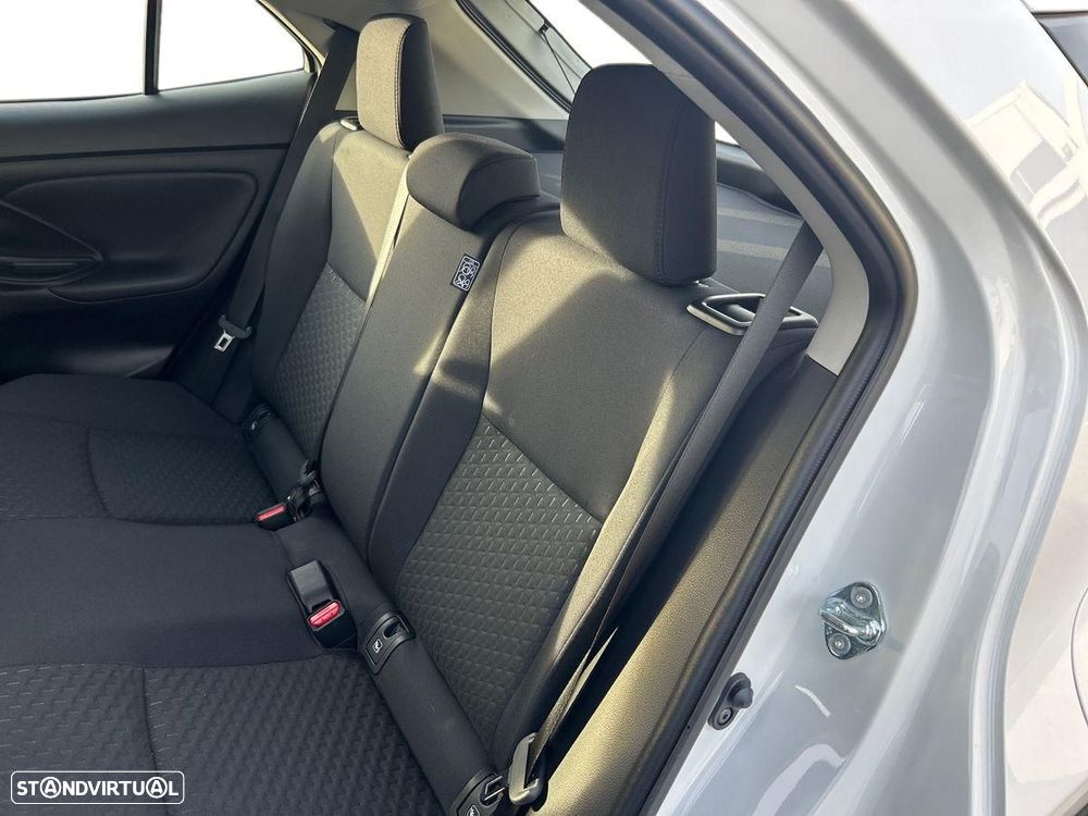 Toyota Yaris Cross 1.5 HDF Comfort Plus - 16