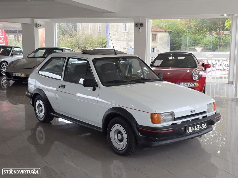 Ford Fiesta XR2 - 10