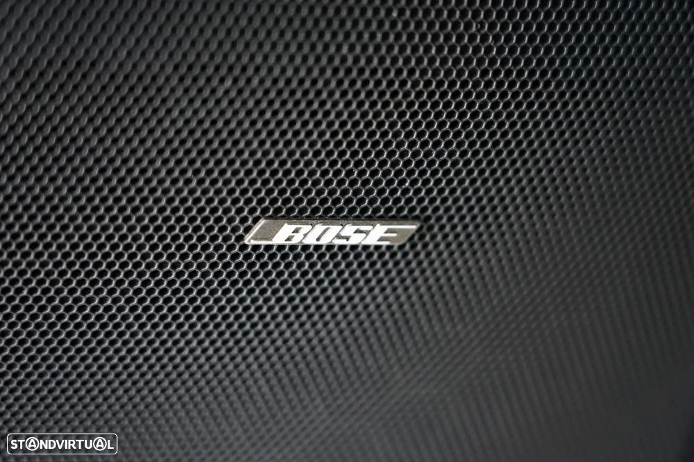 Porsche Cayenne Diesel Platinum Edition - 31