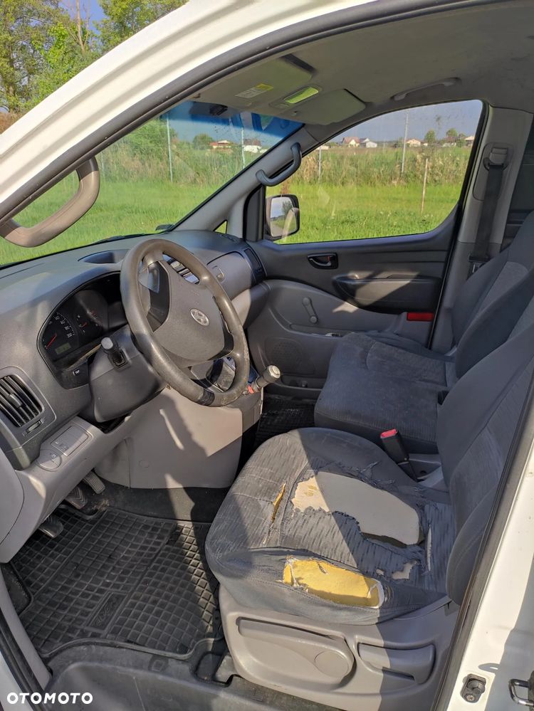Hyundai H-1 - 15