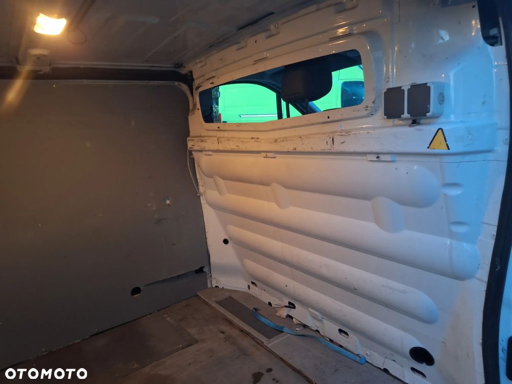 Renault Trafic - 13