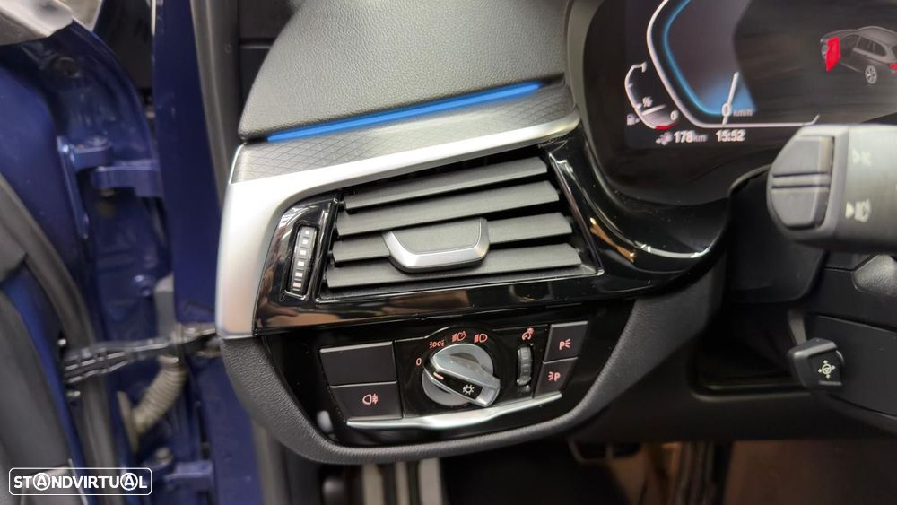 BMW 530 e Pack Desportivo M - 22