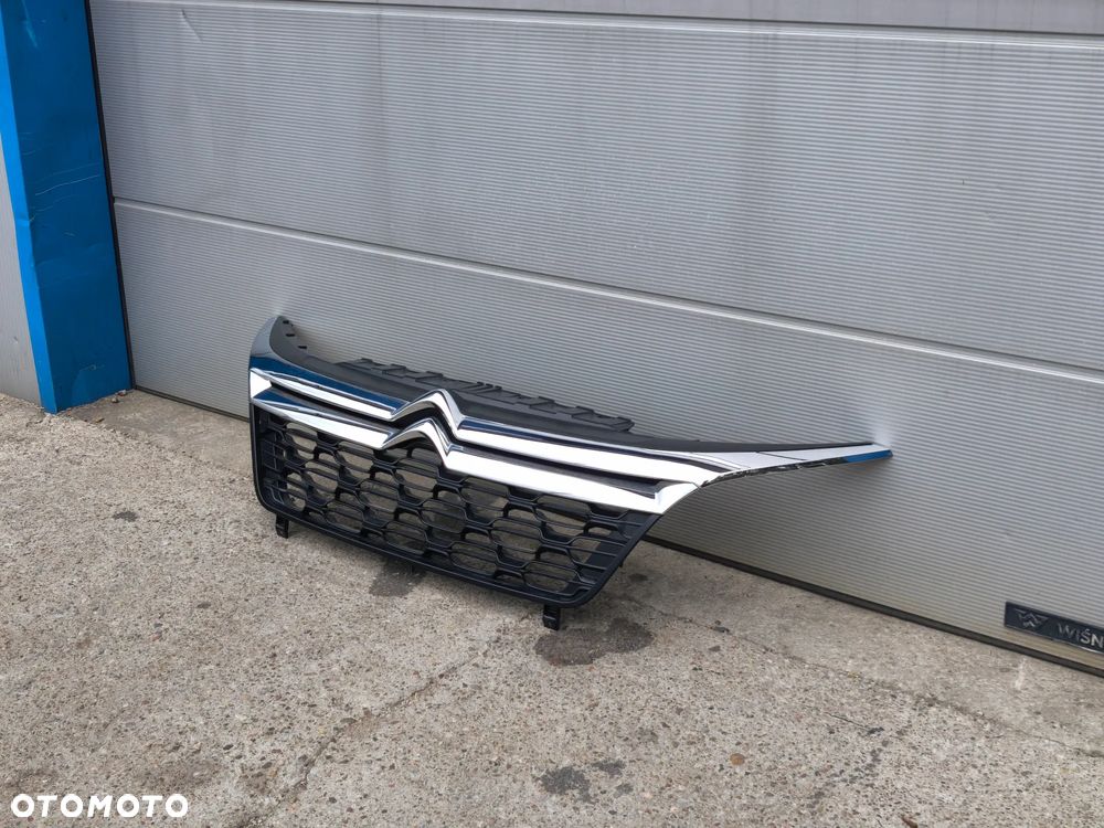 Grill atrapa zderzaka chrom Citroen Jumper Lift 2014-2024 1315804070 - 2