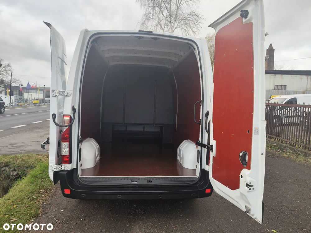 Opel Movano  brygadówka 7 osób klima nawigacja hak tempomat ledy - 9