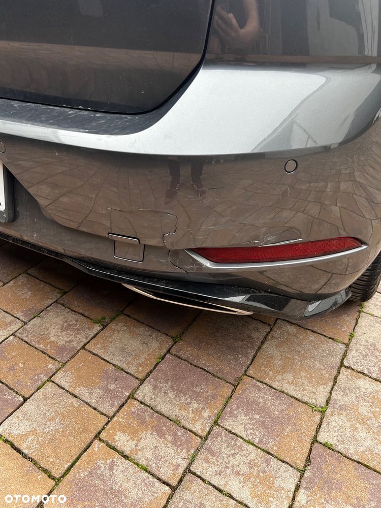 Volkswagen Golf - 5