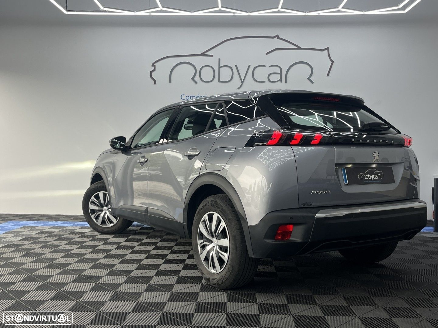 Peugeot 2008 1.2 PureTech Active Pack - 5