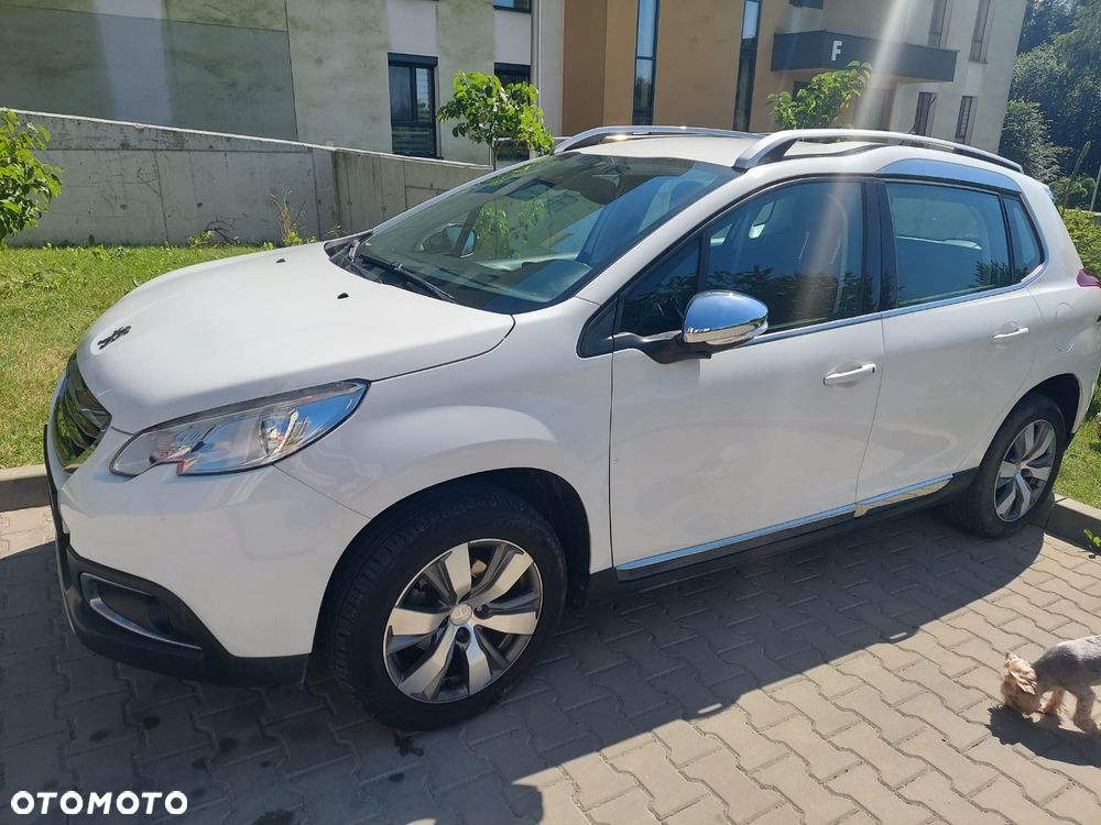 Peugeot 2008 PureTech 82 ETG5 STOP&START Allure - 4