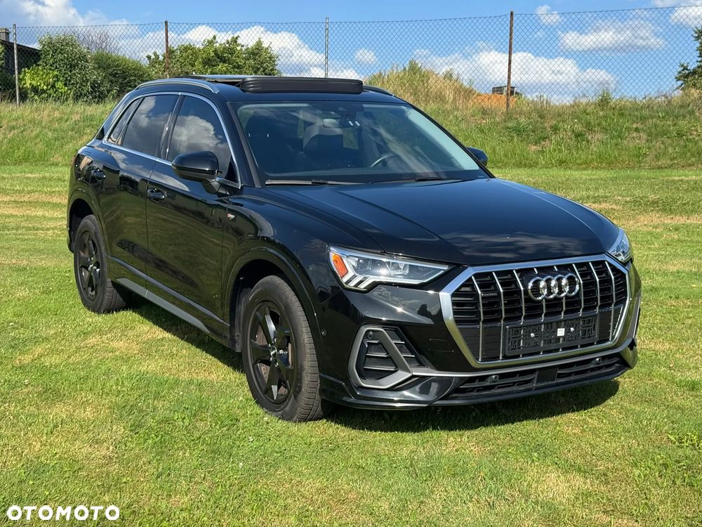 Audi Q3 - 1