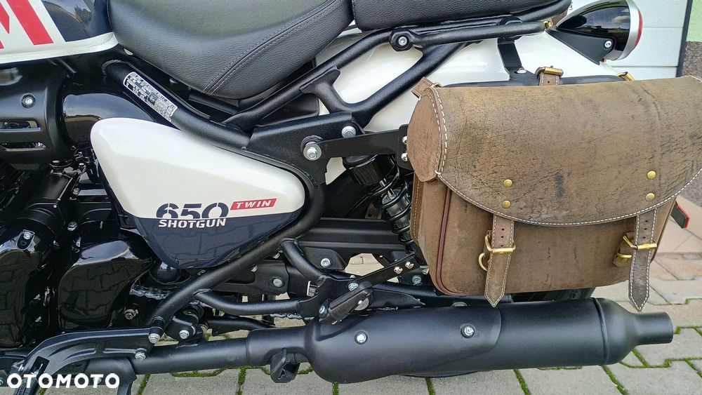 Royal Enfield Continental - 16