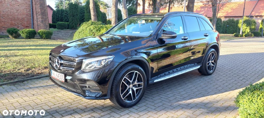 Mercedes-Benz GLC 300 4Matic 9G-TRONIC AMG Line - 1