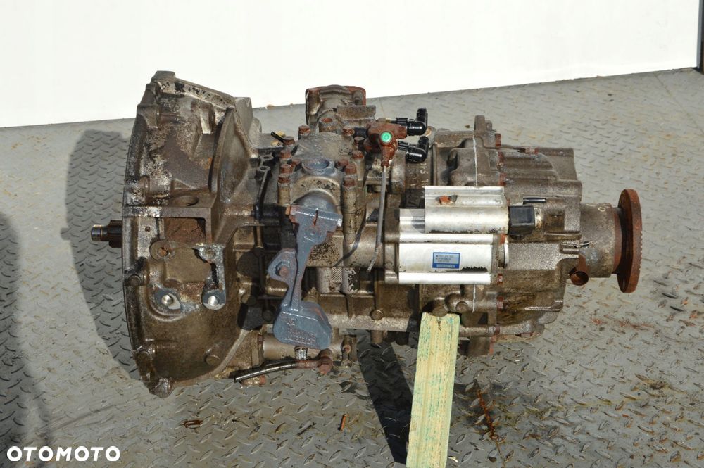 skrzynia biegów 6 iveco eurocargo 5.9 zf - 5
