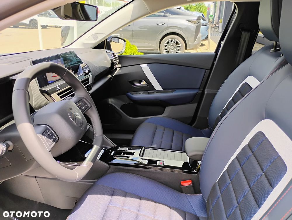 Citroën C4 1.2 mHEV Plus eDCT6 - 13