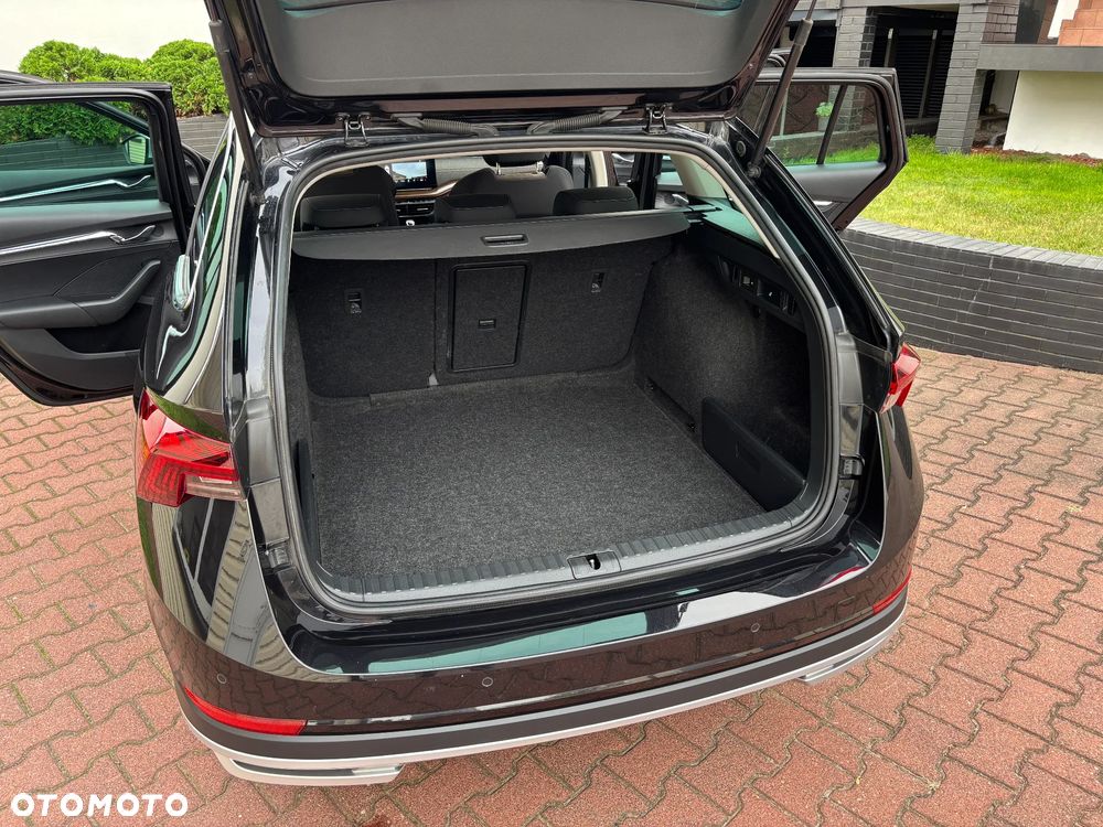 Skoda Octavia 1.5 TSI ACT Scout - 29