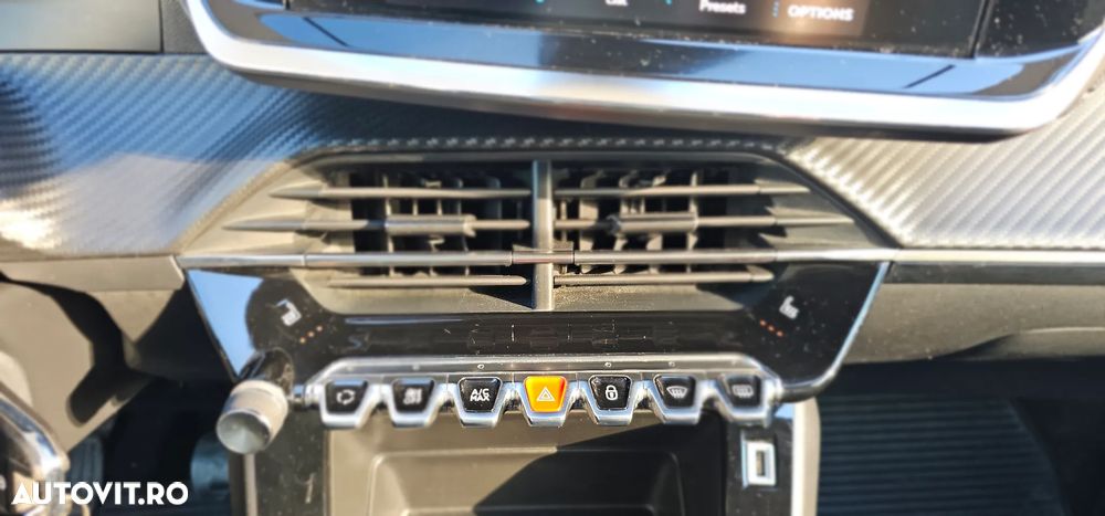 Peugeot 208 1.2 L PureTech STT Active Pack - 16