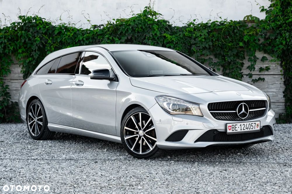 Mercedes-Benz CLA 200 7G-DCT Peak Edition - 3
