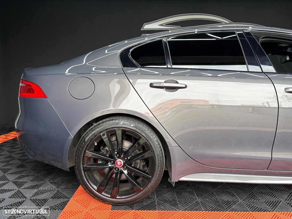 Jaguar XE 20d Aut. R-Sport - 25