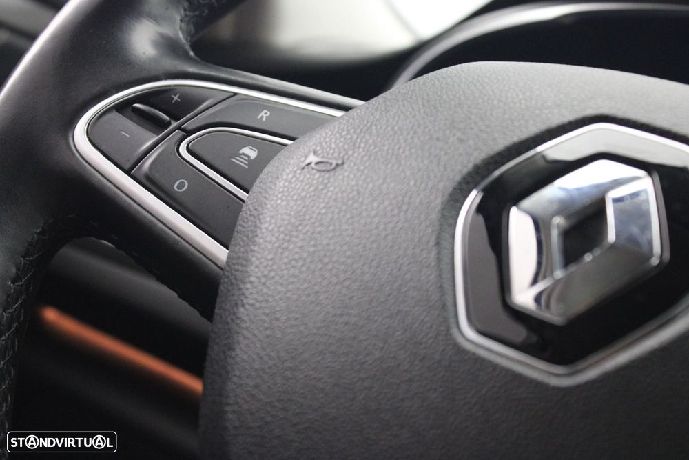 Renault Talisman Sport Tourer 1.6 dCi Executive — fotografia 10
