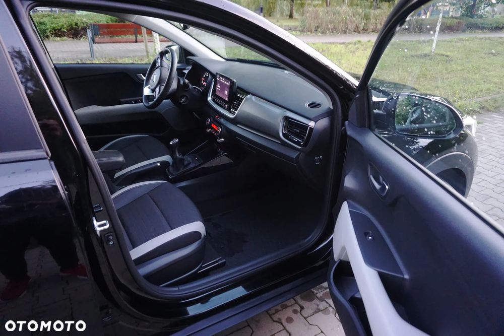 Kia Stonic 1.0 T-GDI L - 17
