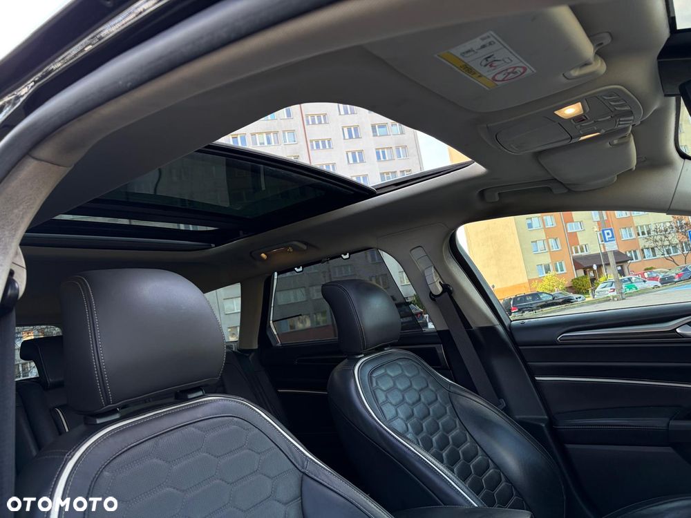 Ford Mondeo SW 2.0 Hybrid Vignale - 21