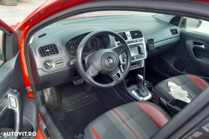 Compresor AC 5N0820803E 5N0820803E Volkswagen VW Polo 5 6R [2009 - 20 - 10