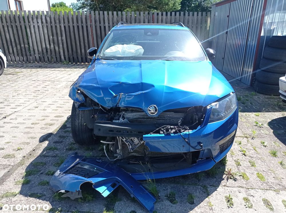 Skoda Octavia 2.0 TSI RS - 6